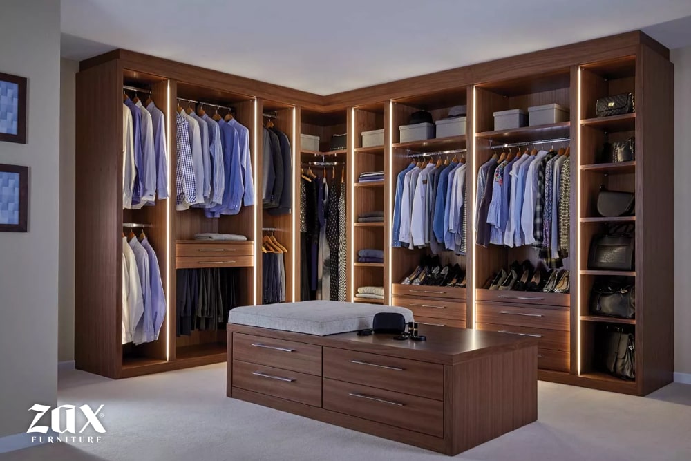 Dressing Room 12