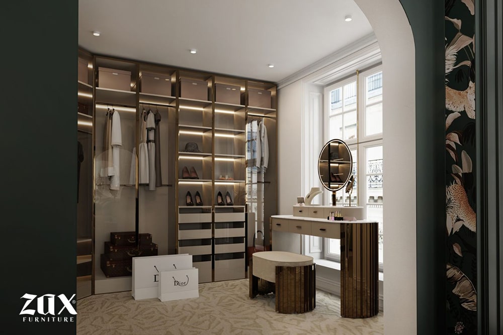 Dressing Room 17