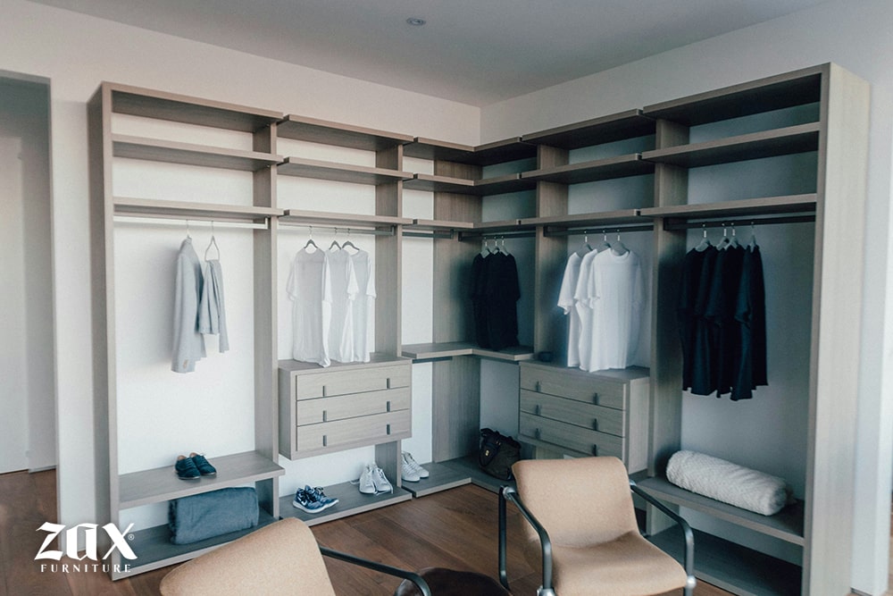 Dressing Room 6